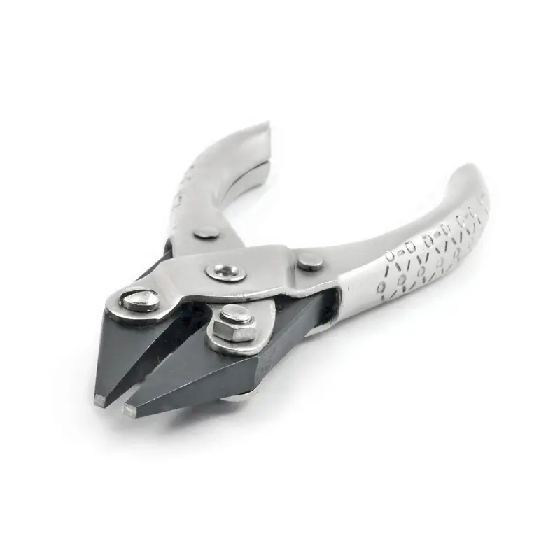Chain-Nose Parallel Jaw Pliers With Tapered Tips 1