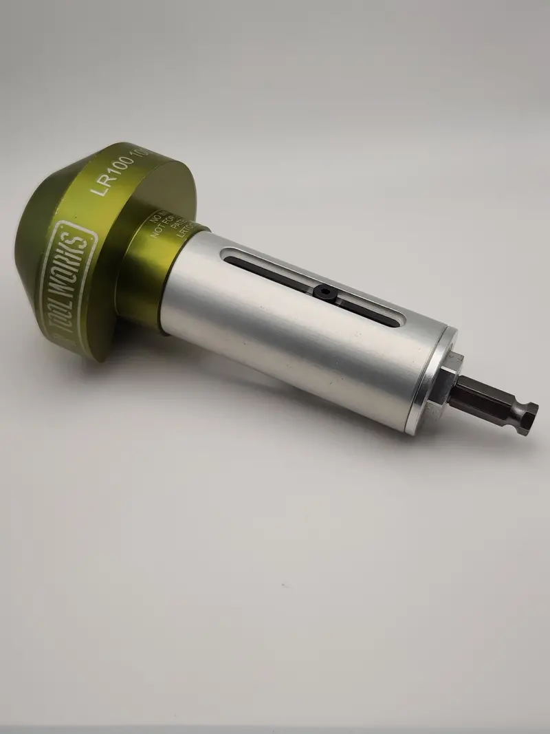 Lr100 Underground Cable Stripper – Designed For 1000-Kcmil Aluminum Cables, 17Kv 1