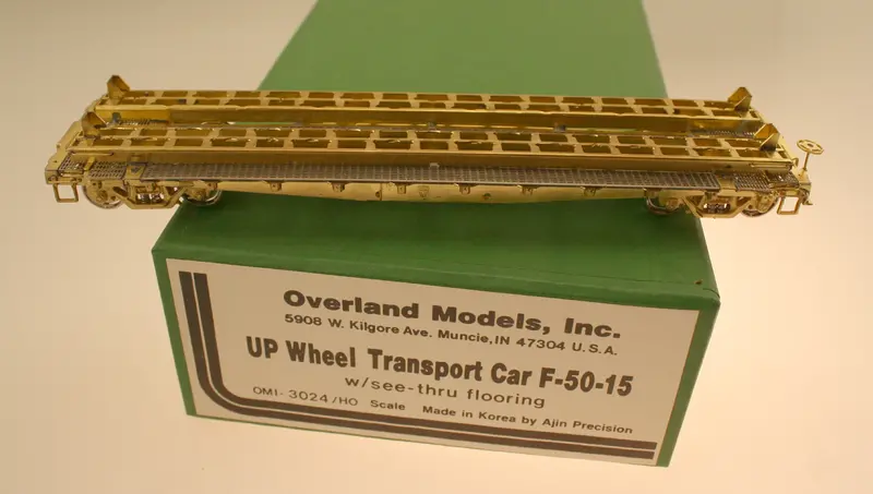 Omi 3024 Union Pacific Wheel Transport Flat Car – F50-15 Configuration 1