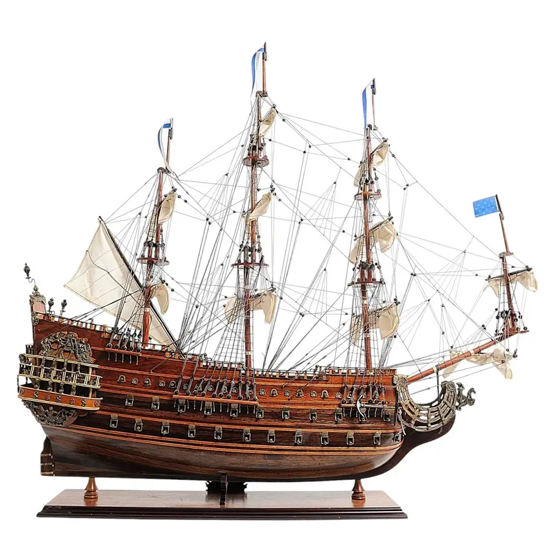Soleil Royal Medium-Size Preassembled French Flagship Model 1