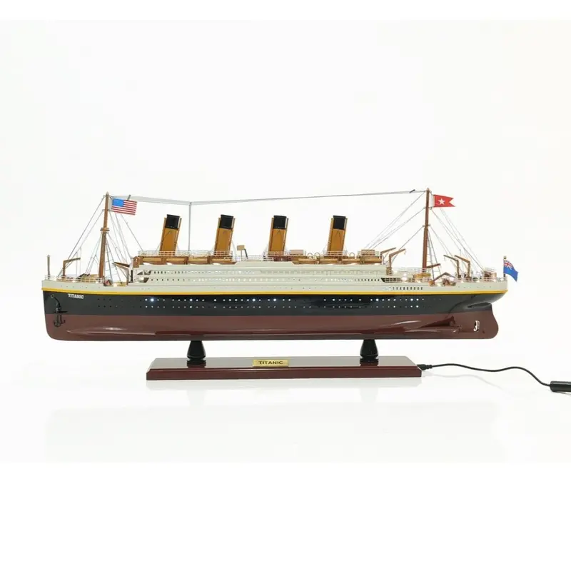 Titanic Illuminated Prebuilt Ocean Liner Replica 1